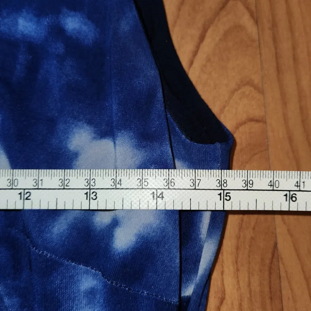 ANNE KLEIN DRESS SIZE 4 STRETCH SLIMMING BLUE AND WHITE SLEEVELESS TIEDYE || EUC - Picture 11 of 11